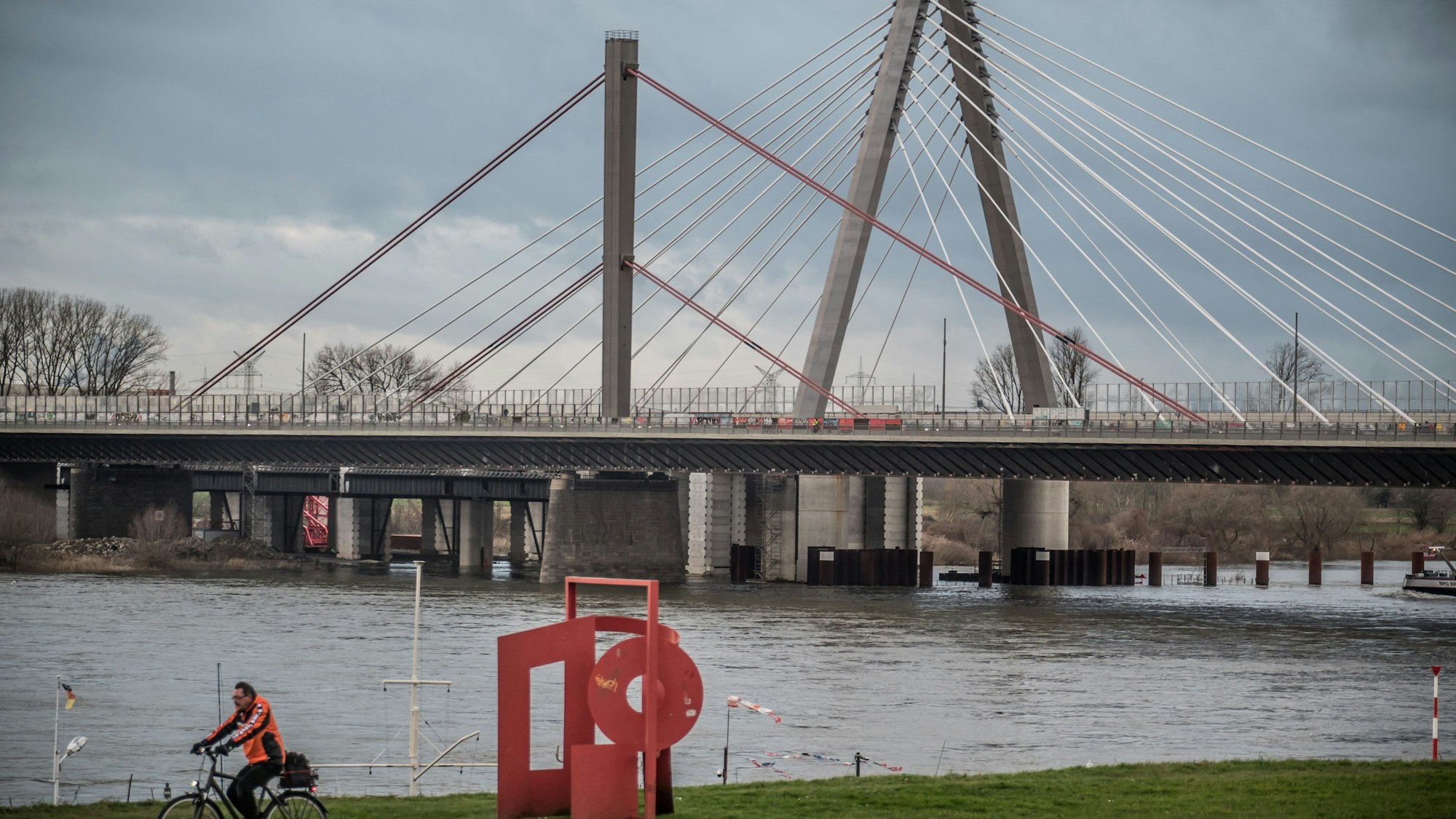 Neue Leverkusener Brücke