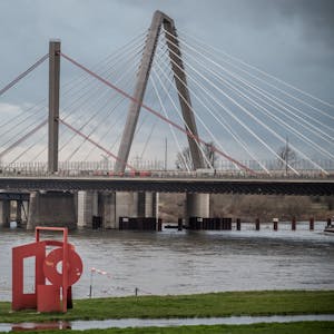 Neue Leverkusener Brücke