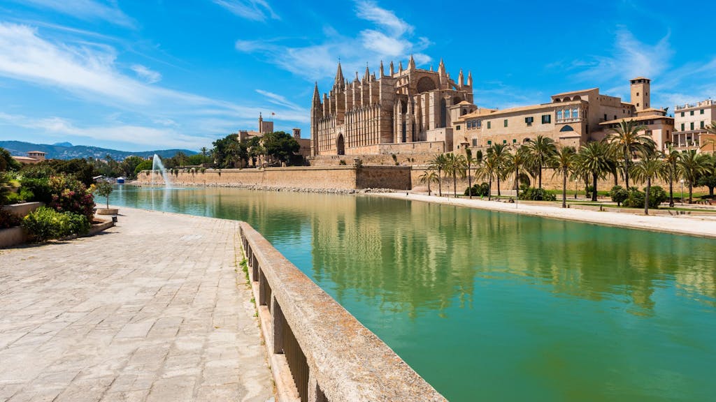 Blick auf die Kathedrale von Palma de Mallorca, Mallorca