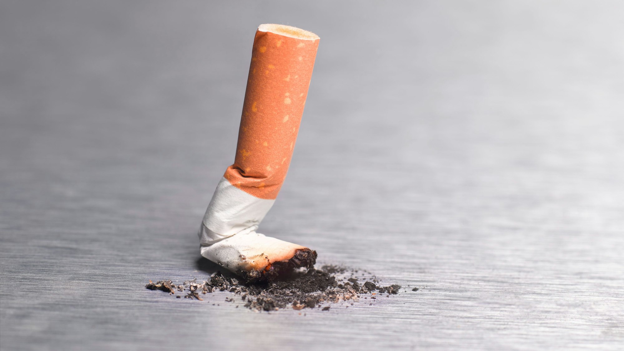 Ausgedrückte Zigarette, Nichtraucher werden

Peter Dazeley/Getty Images