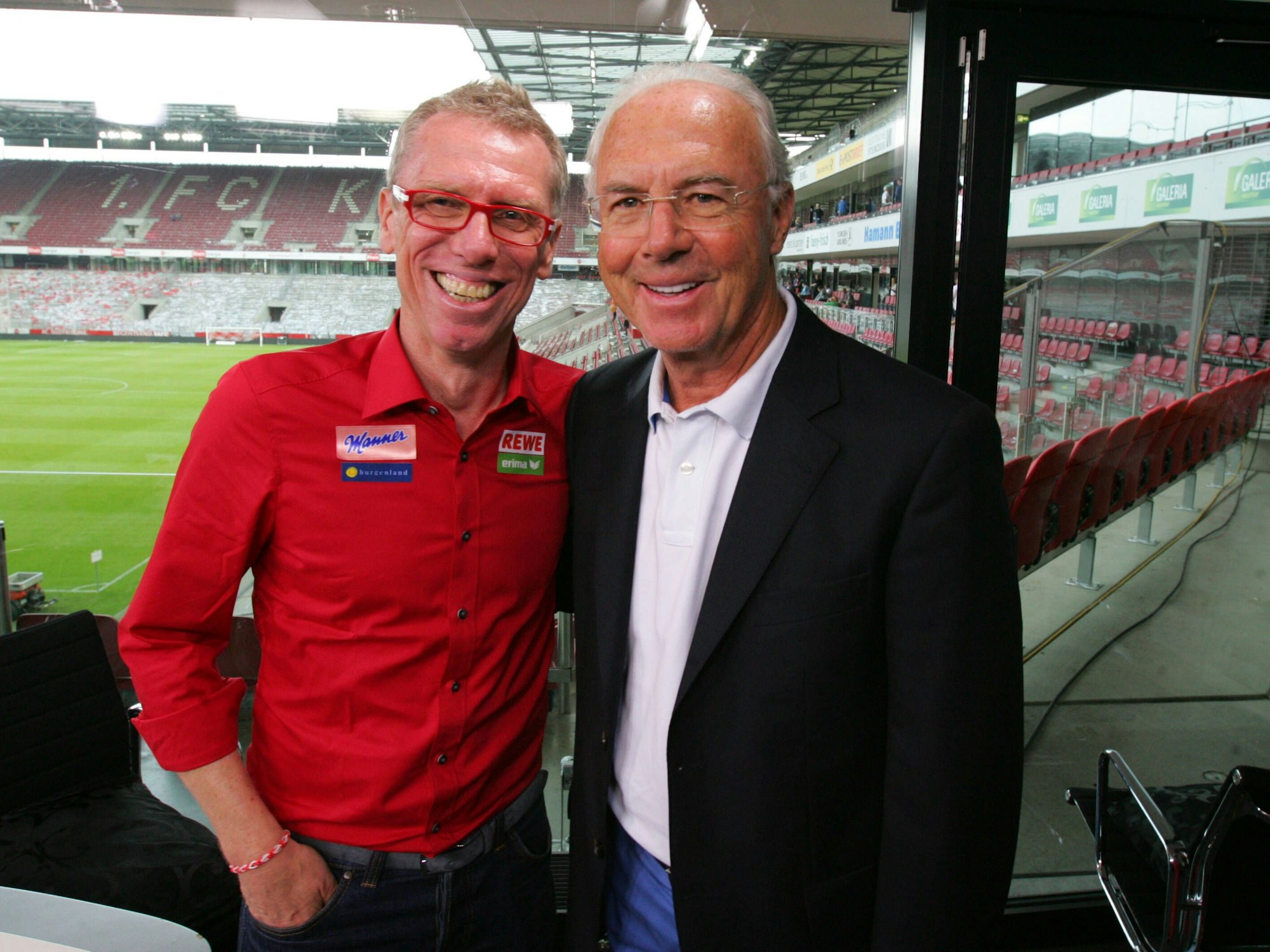 1.FC Köln: Trainer Peter Stöger und Franz Beckenbauer.
