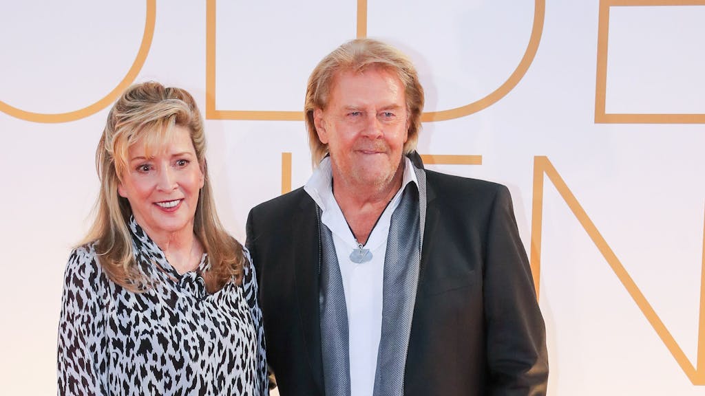 Howard Carpendale und seine Frau Donnice Pierce kommen zur Fernsehgala „Goldene Henne“.&nbsp;