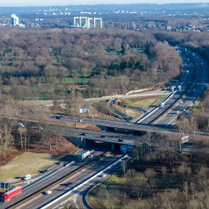 Autobahnkreuz Köln-Süd von oben