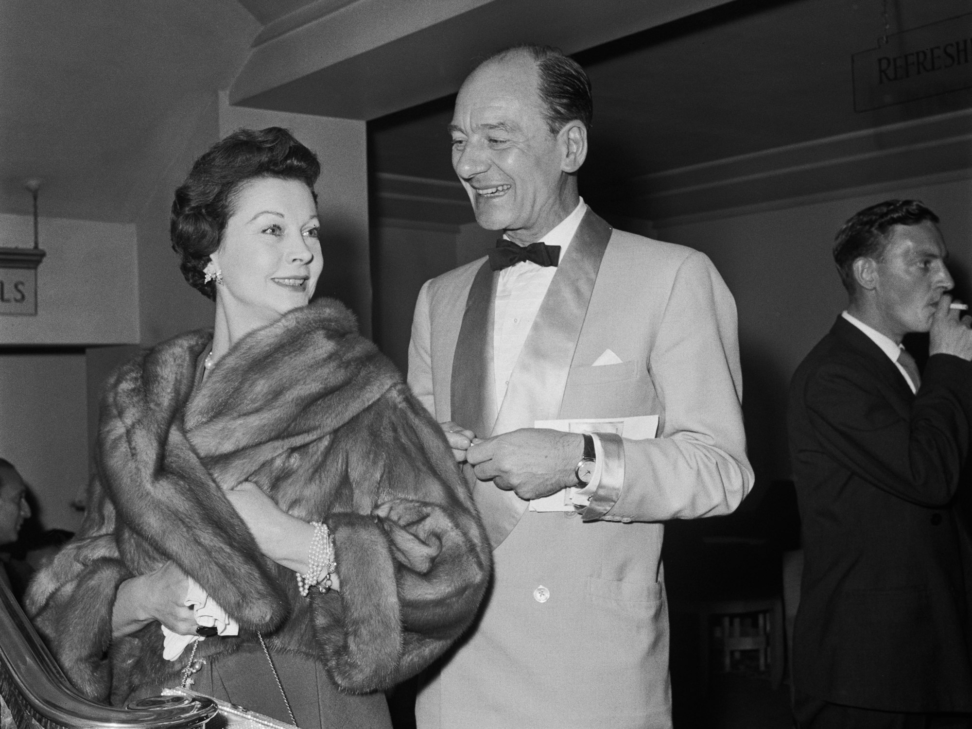 Sir John Gielgud, hier mit seiner Kollegin Vivien Leigh