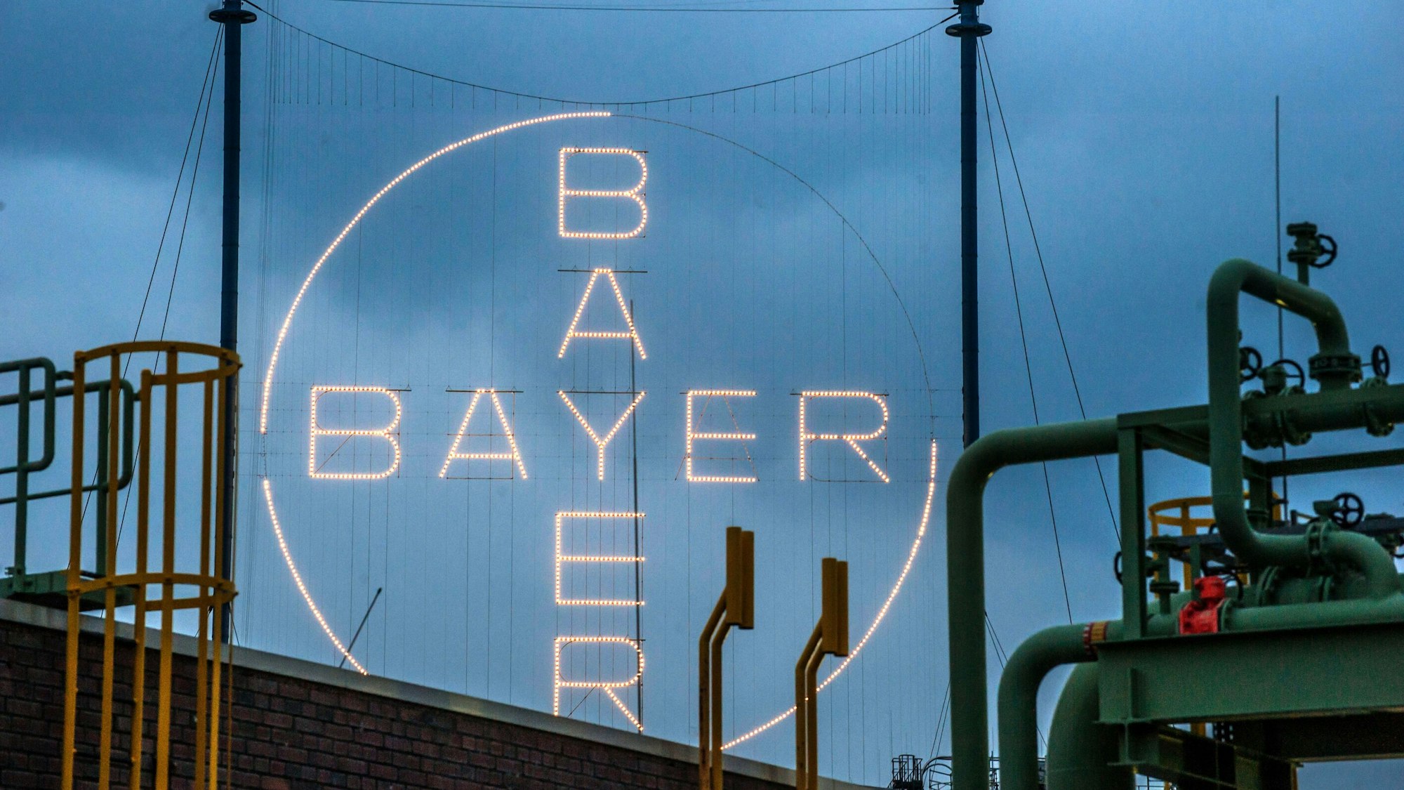 Bayerkreuz Leverkusen. Foto: Ralf Krieger