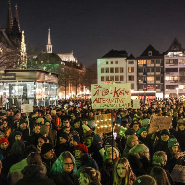 Demonstration gegen Rechtsextremismus Mitte Januar auf dem Kölner Heumarkt.