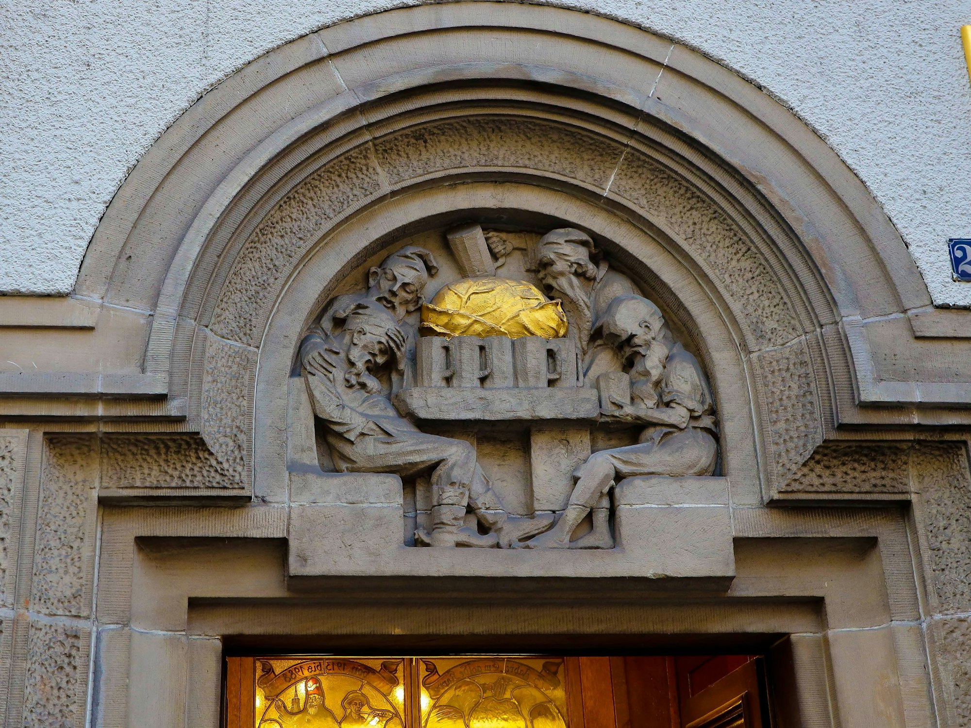 Die Fassade des Brauhaus Em Golde Kappes.