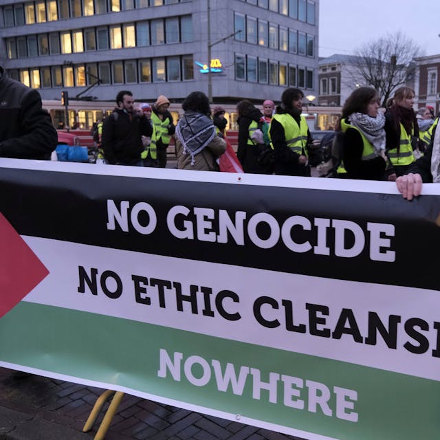 Pro-palästinensische Demonstration in Den Haag vor dem Internationalen Gerichtshof, wo Israel zu dem Vorwurf des Völkermordes im Gaza-Krieg Stellung nehmen muss.