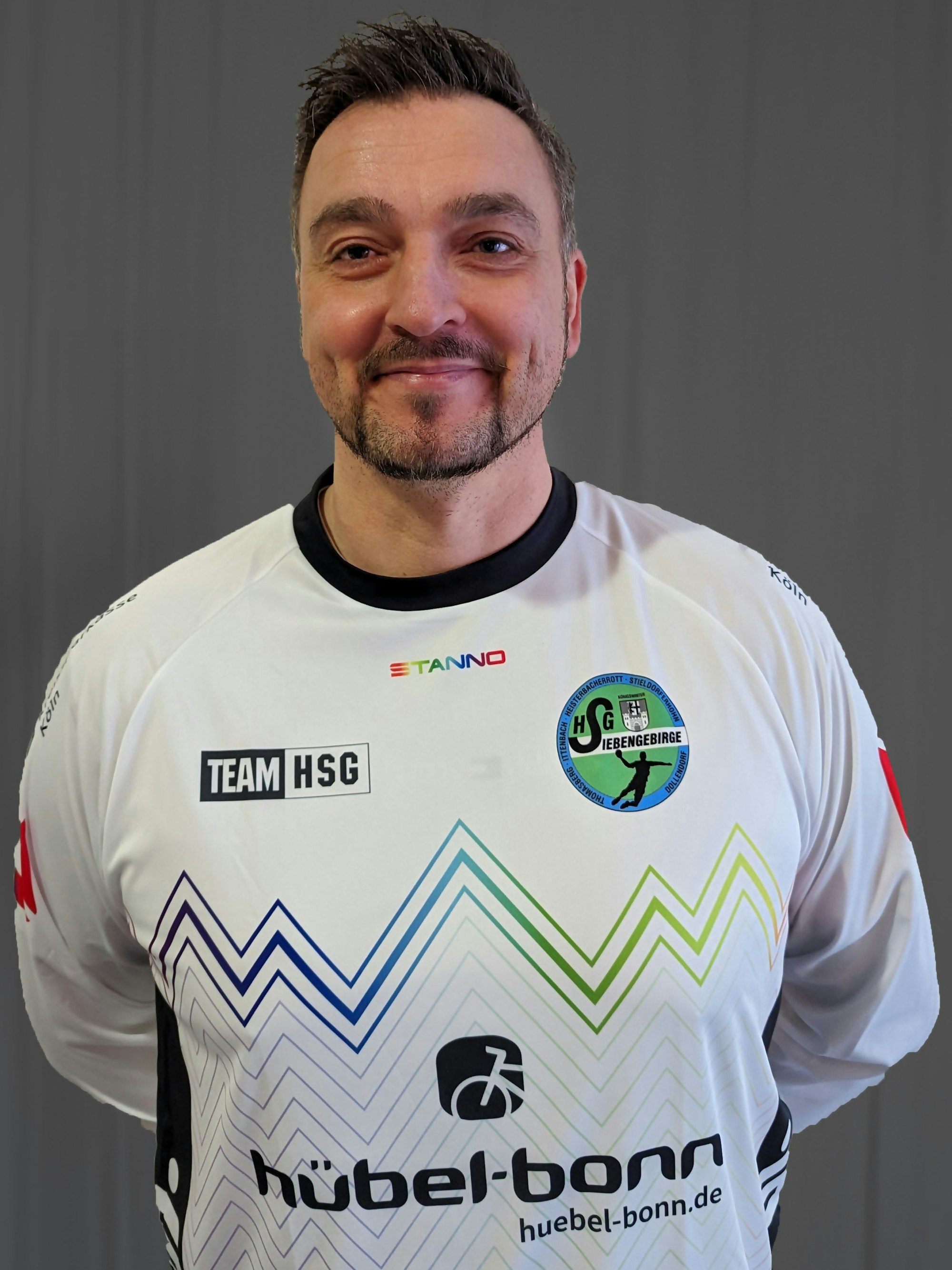 Marcel Trinks (45) ist Jugendkoordinator bei der HSG Siebengebirge, dem mitgliederstärksten Handball-Verein im rechtsrheinischen Rhein-Sieg-Kreis.