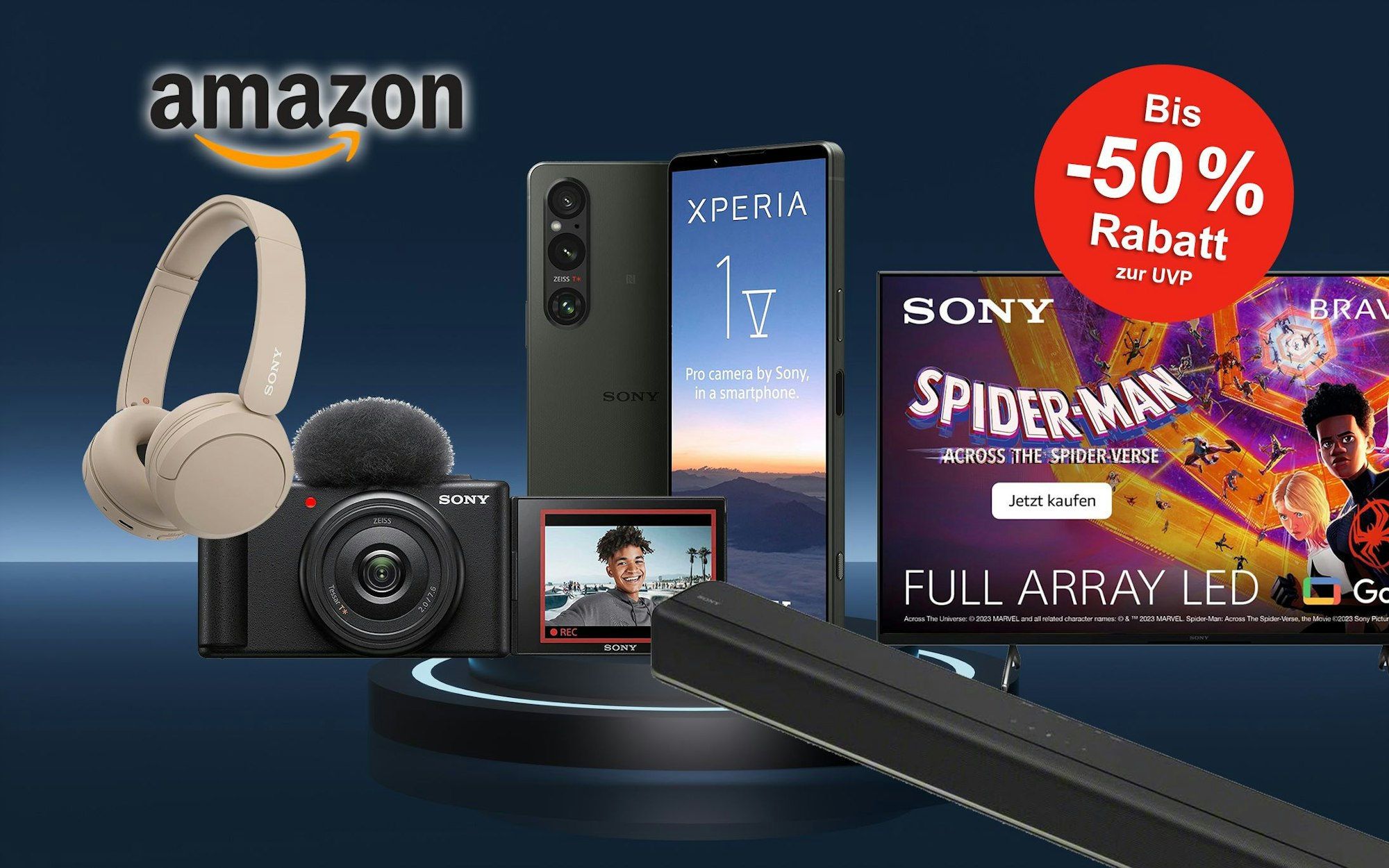 Sony Kopfhörer, Kamera, Handy, Soundbar und Fernseher vor dunkelblauem Hintergrund
