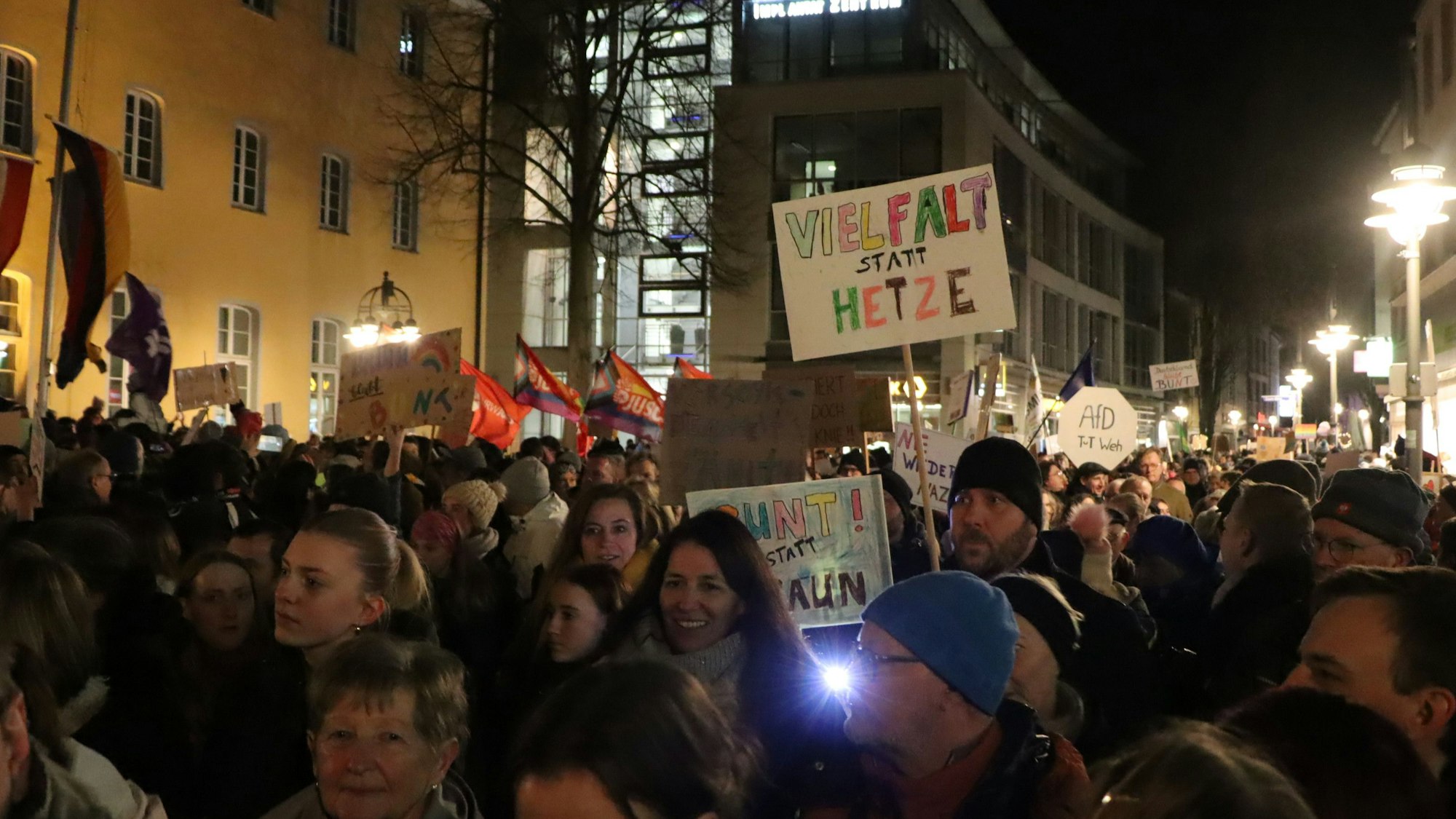 Zu sehen ist die Demonstration Ende Januar in der Brühler Innenstadt.