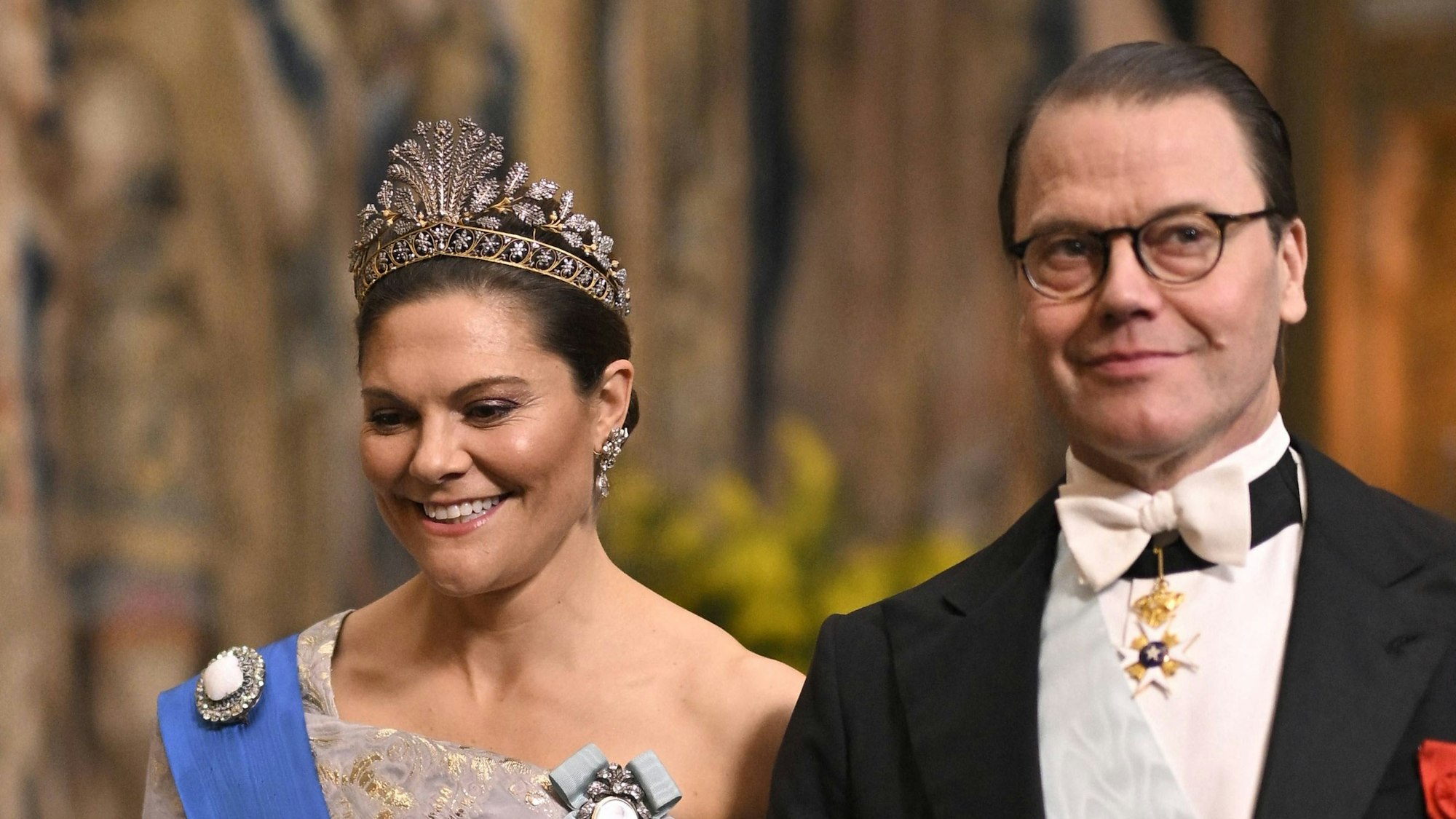 Kronprinzessin Victoria und Prinz Daniel treffen im Stockholmer Schloss ein.