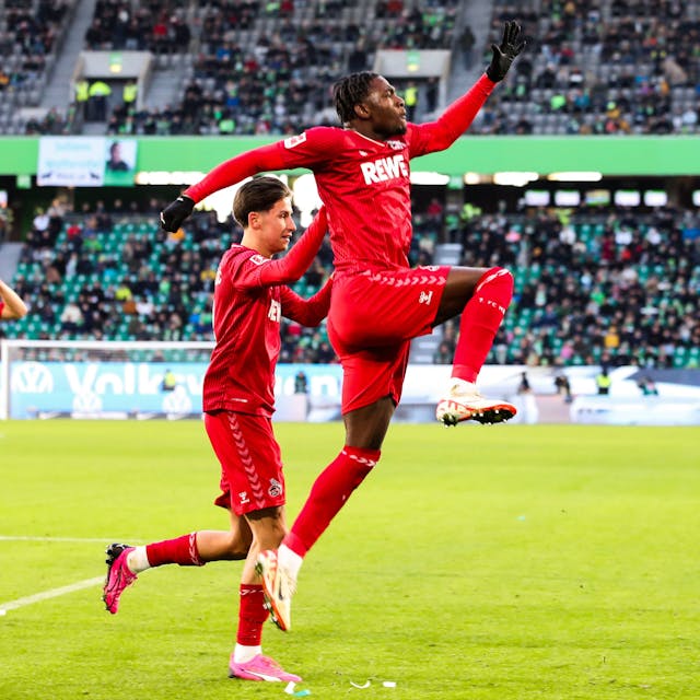 Torschütze Faride Alidou trifft zum 1:0 im Spiel gegen den VfL Wolfsburg