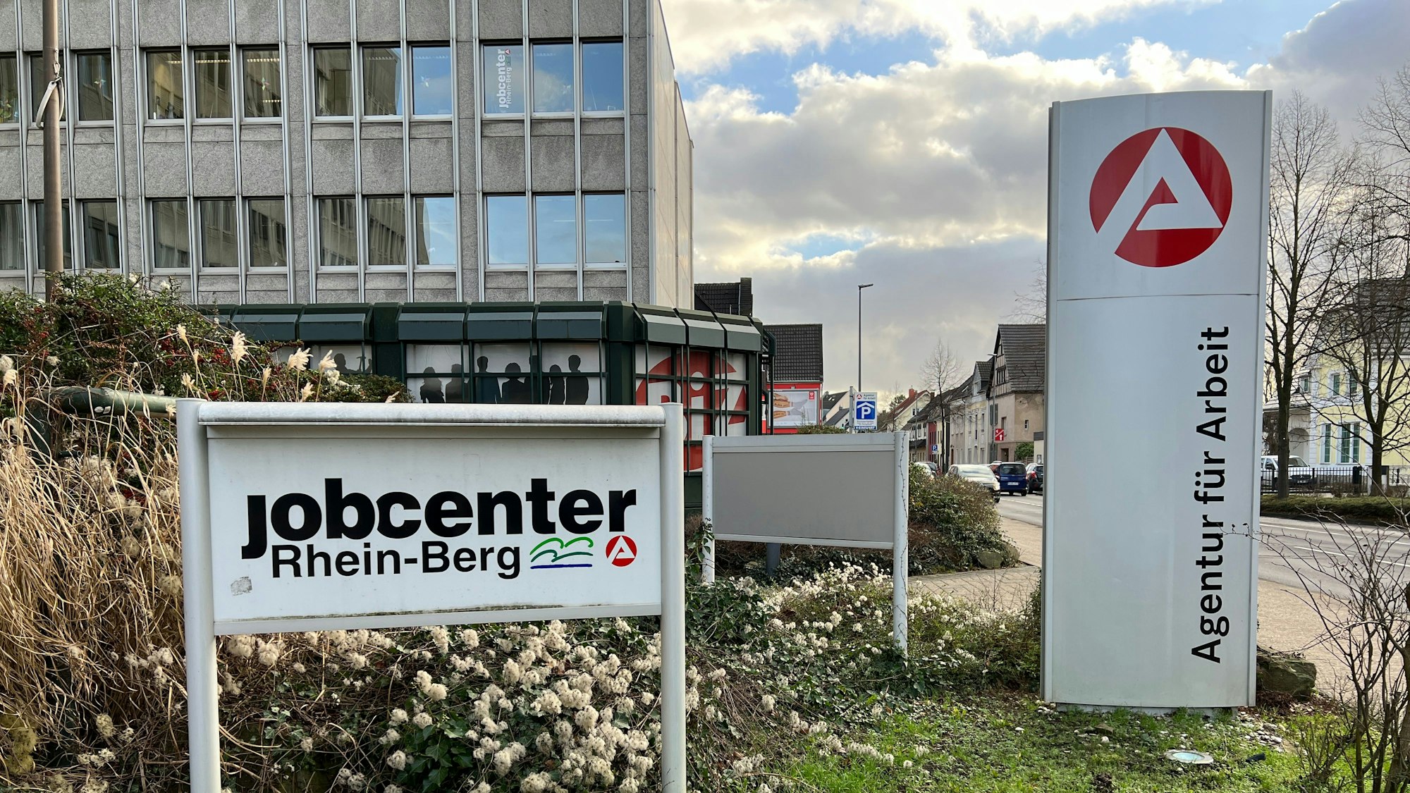Die Zahl der Arbeitslosen in Rhein-Berg ist gestiegen.