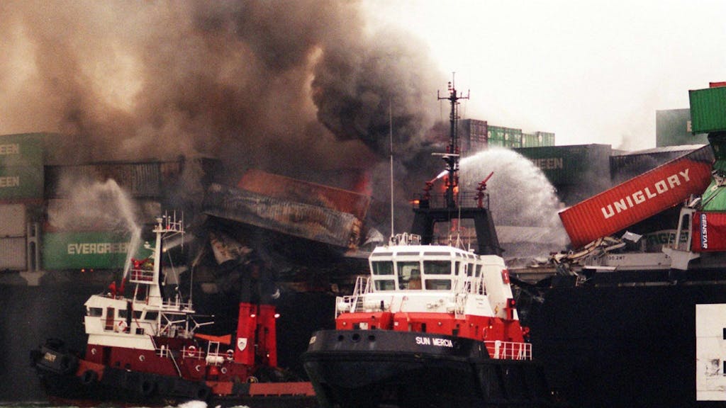 1999 verunglückte das Kreuzfahrtschiff  „Norwegian Dream“.