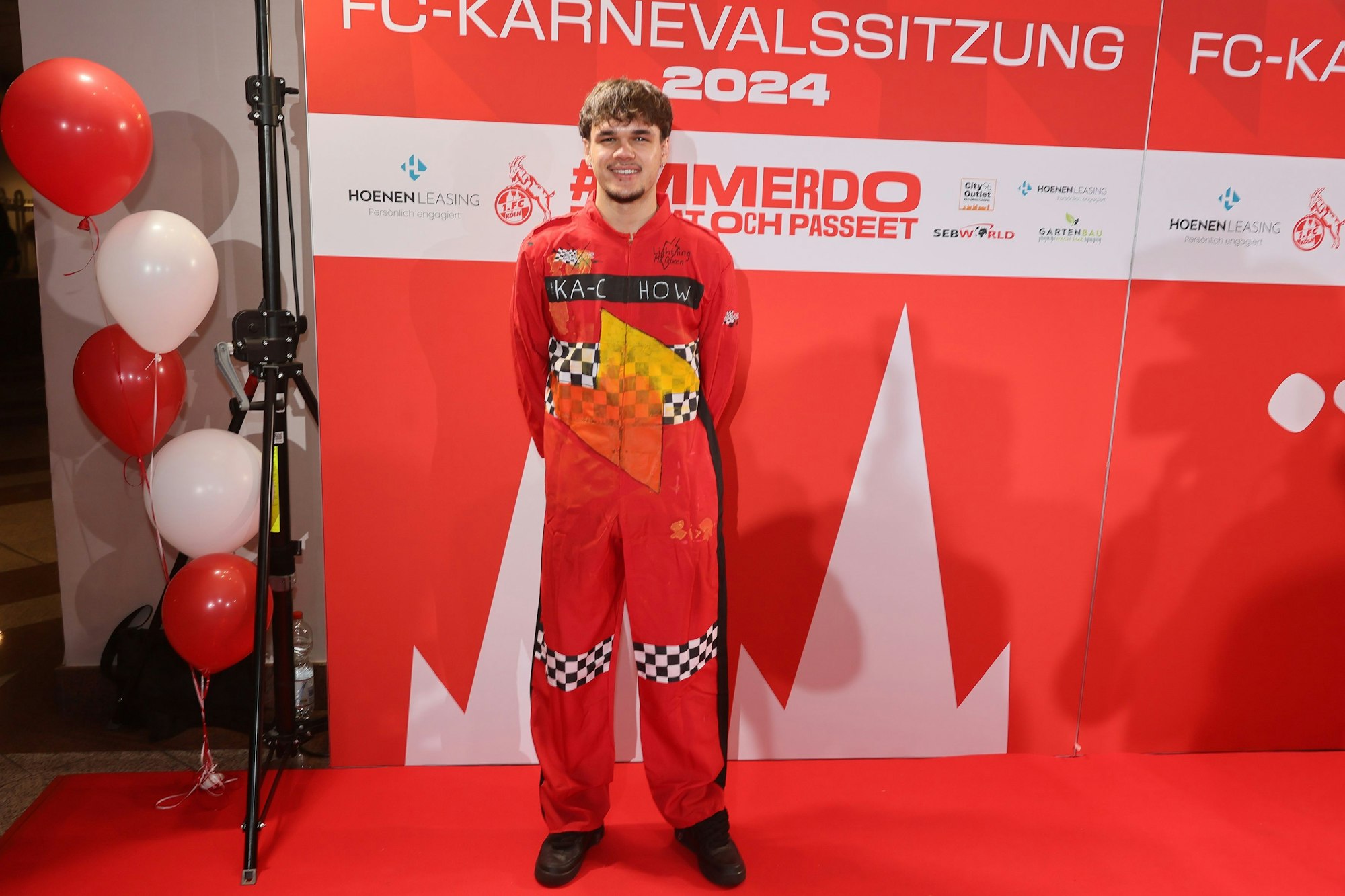 FC-Überflieger Max Finkgräfe – vermutlich im Rennfahrer-Look.



