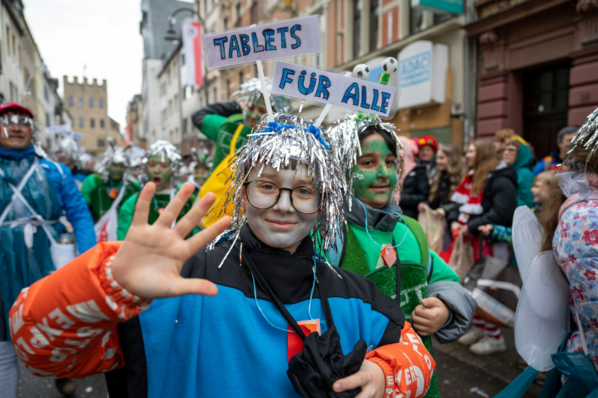 11.02.2024, Köln:  . Die Schull- un Veedelszöch sind eine feste Größe im Kölner Karneval. Foto: Uwe Weiser