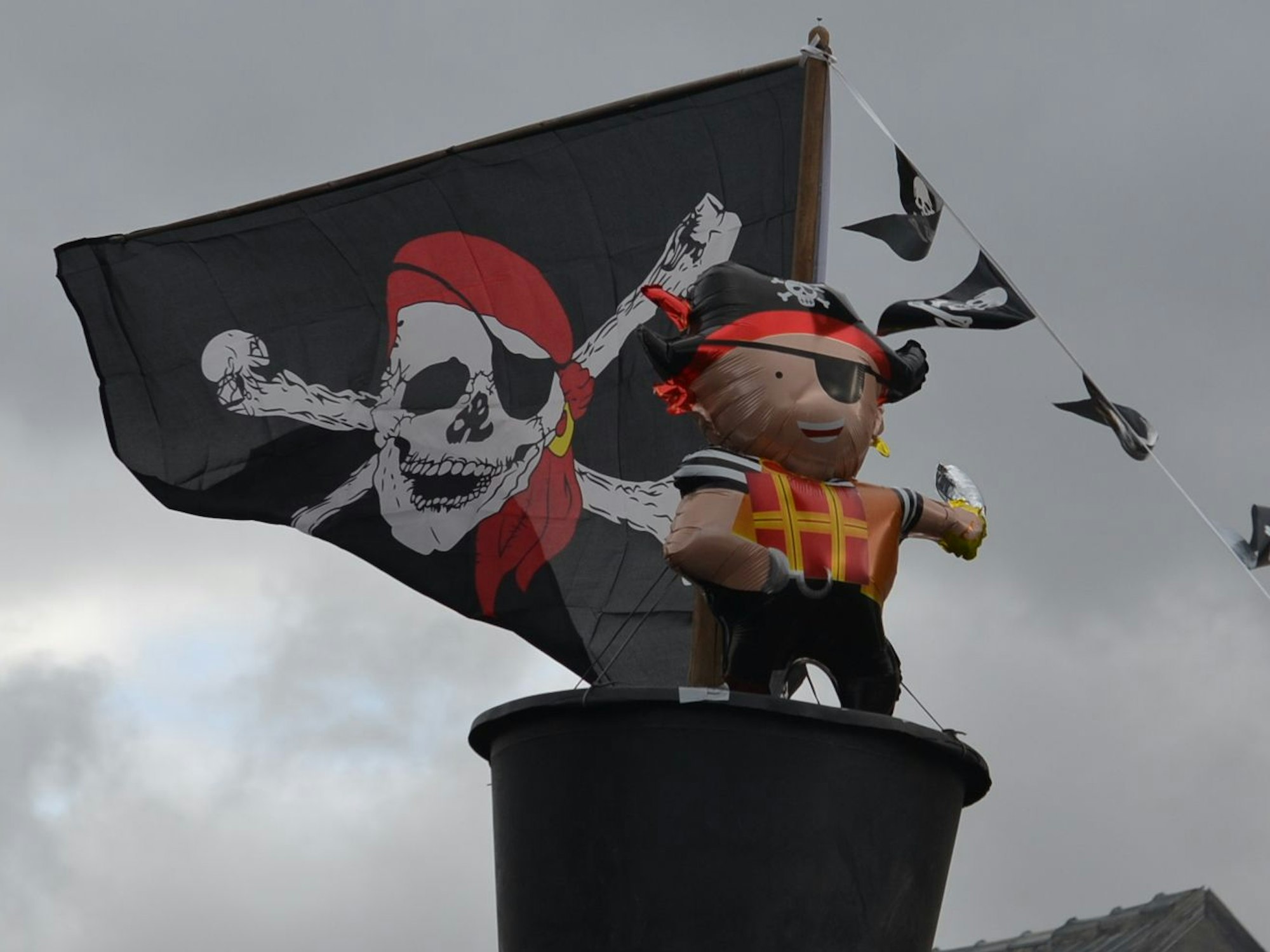 Gut gelaunt gingen die Füssenicher Piraten am Sonntag auf Kaperfahrt.