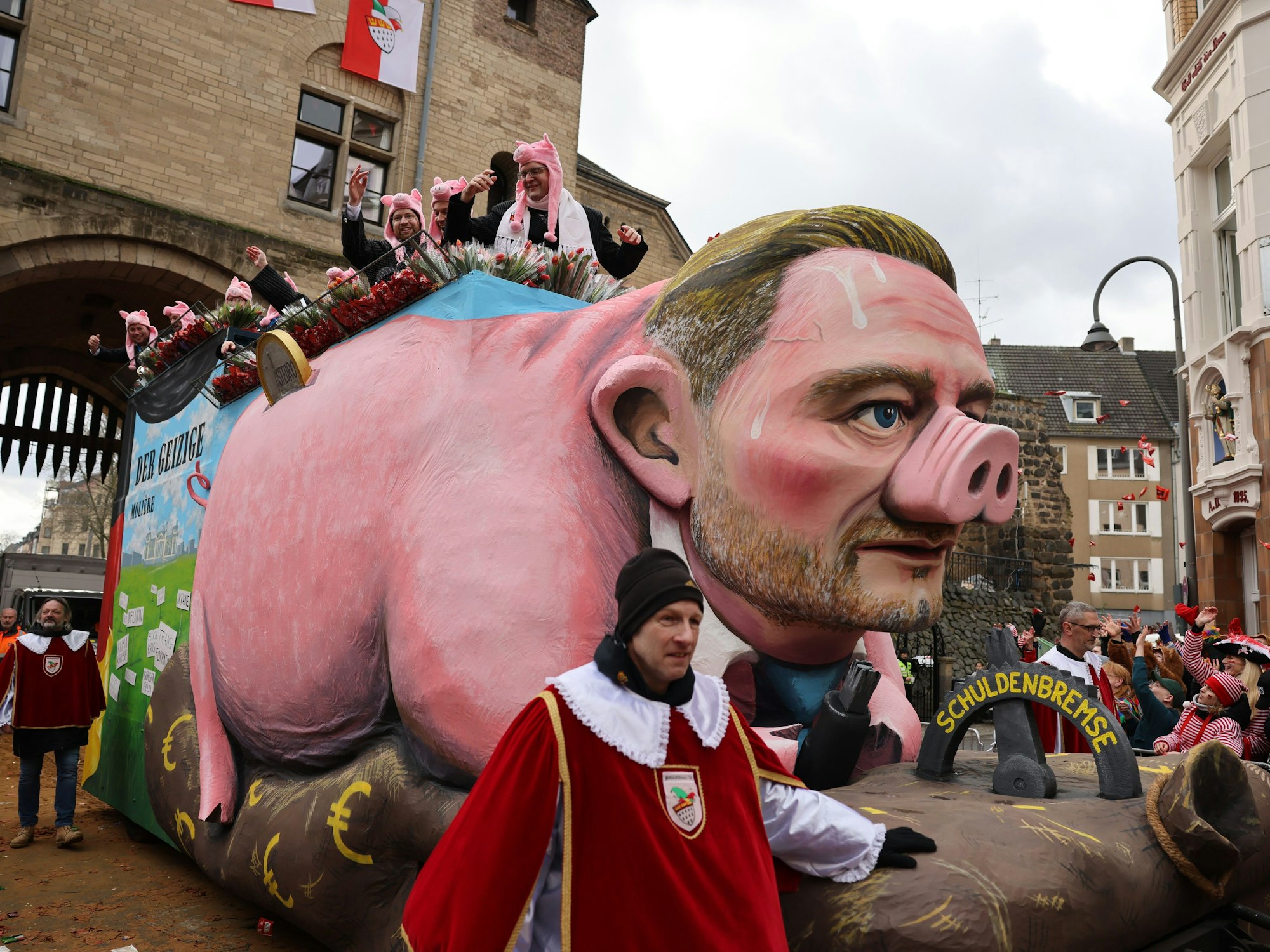Ein Schwein hat den Kopf von Bundesfinanzminister Christian Lindner.