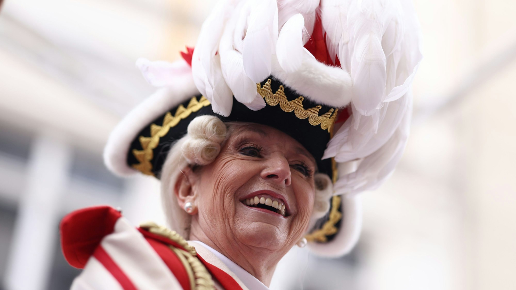 Die Kölner Oberbürgermeisterin Henriette Reker im Karneval.
