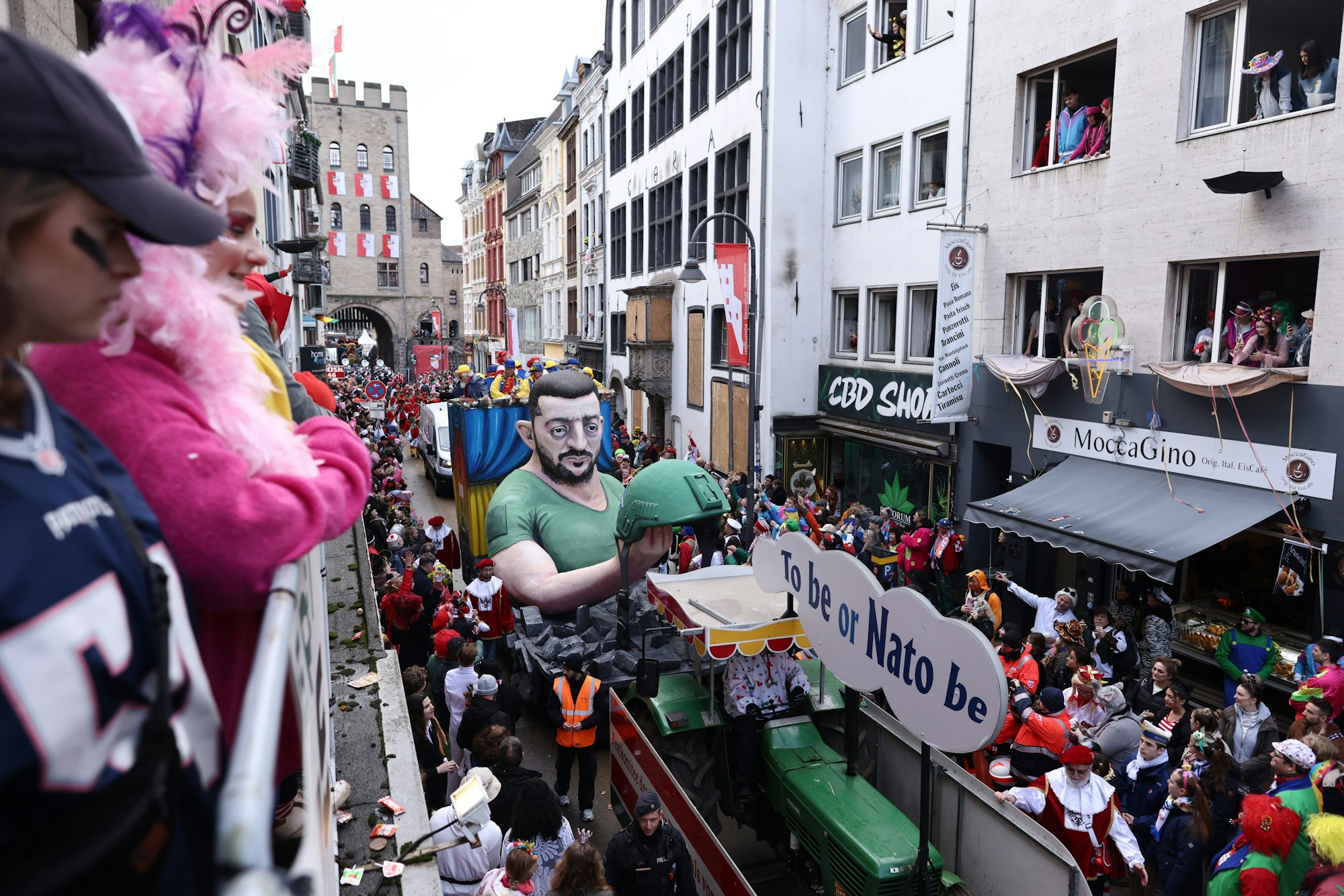 Das Motto der Kölner Karnevalssession 2024 lautet „Wat e Theater - wat e Jeckespill“.