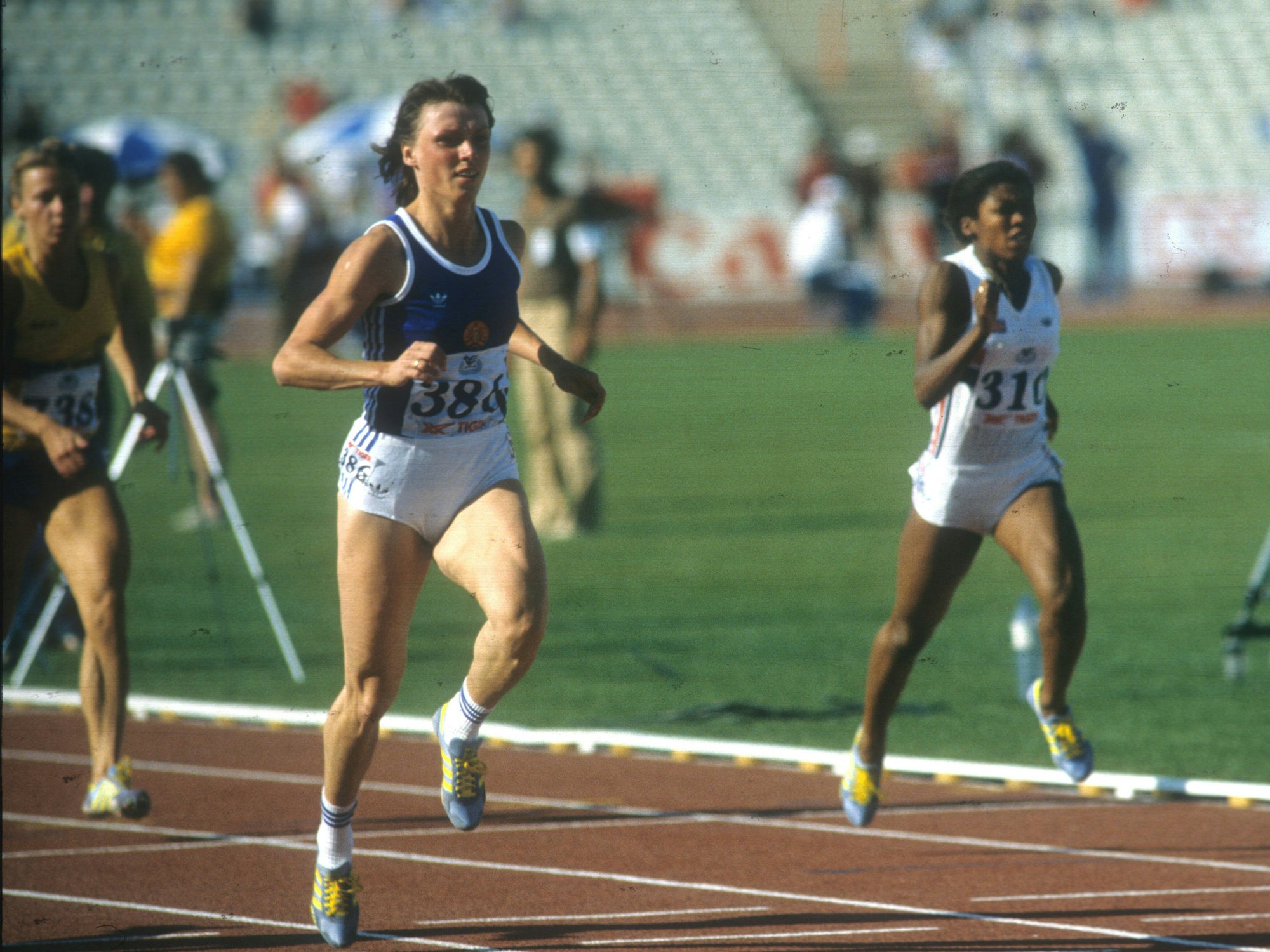 Bärbel Wöckel bei einem Rennen der EM 1982