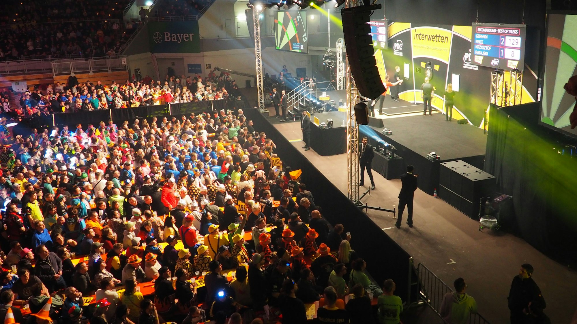 PDC European Open Dartsturnier in der Ostermann-Arena in Leverkusen. 