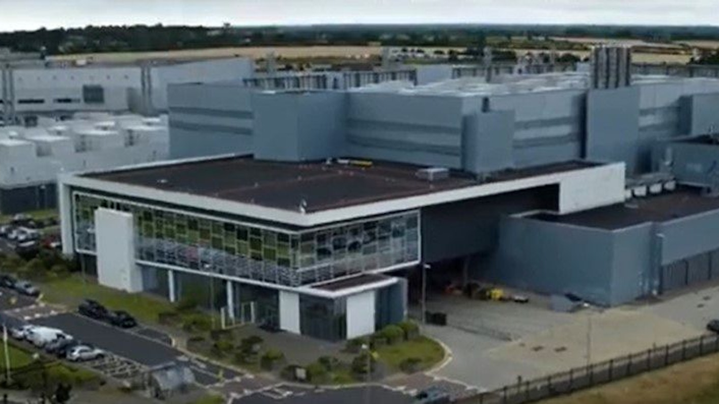 So sieht ein Rechenzentrum der Firma Microsoft aus. Das Unternehmen will zwei solcher Hyperscaler in Bergheim und Bedburg ansiedeln.