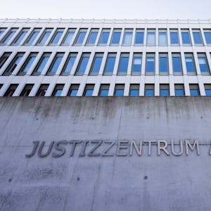 Blick auf das Landgericht im Justizzentrum Aachen (Archivbild)