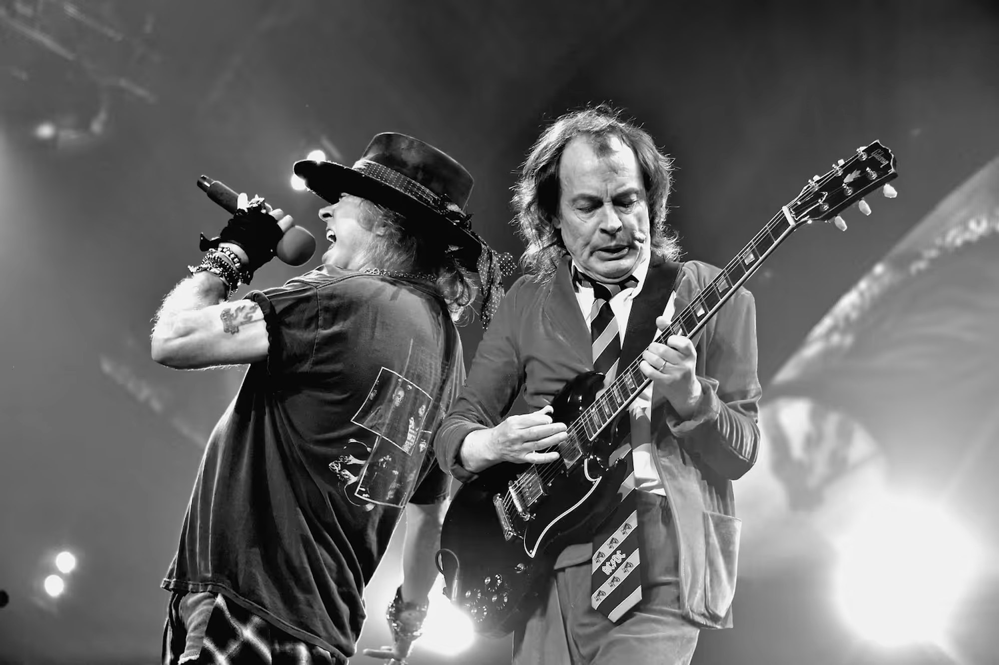 Sänger Axl Rose und Gitarrist Angus Young auf der AC/DC Rock Or Bust Tour