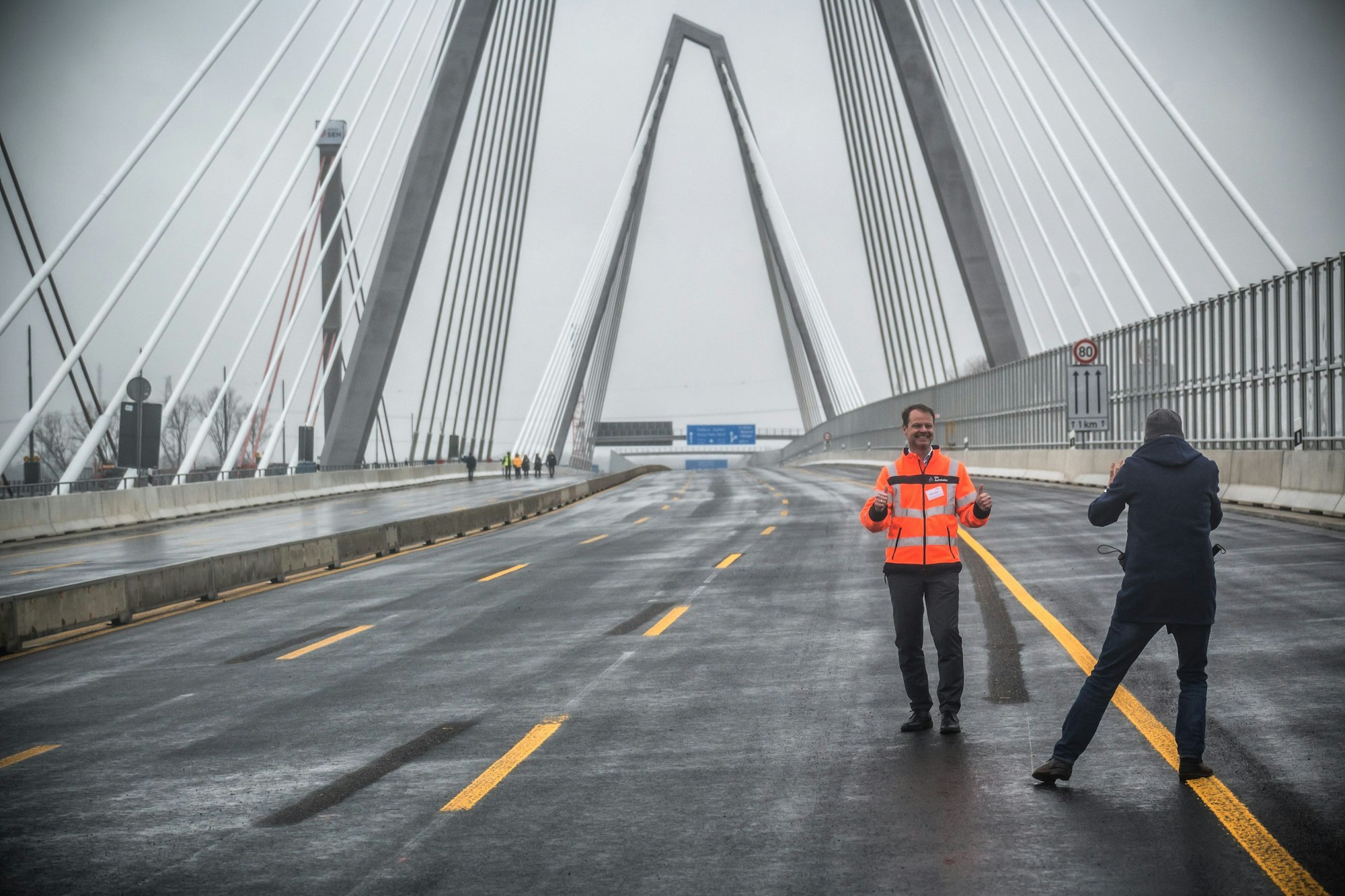 Am Nachmittag des 4. Februar wurde die Leverkusener Autobahnbrücke freigegeben.