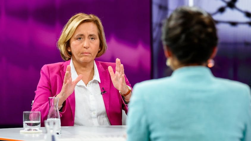AfD-Politikerin Beatrix von Storch im Gespräch mit Sahra Wagenknecht in der ZDF-Talkshow „Maybrit Illner“ am Donnerstagabend.