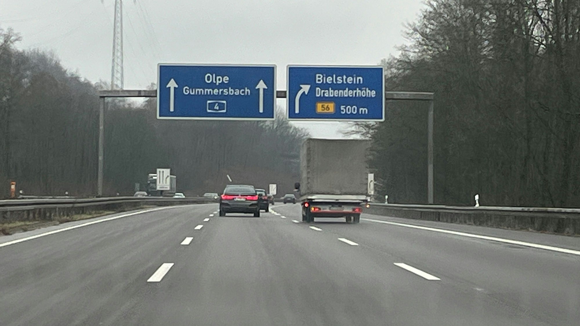 Autobahn A4: Anschlussstelle Bielstein.