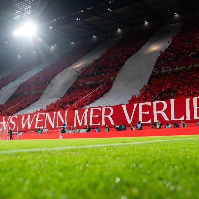 Bundesliga, 1. FC Köln - Werder Bremen, 22. Spieltag, RheinEnergieStadion. Kölner Fans mit Choreo.&nbsp;