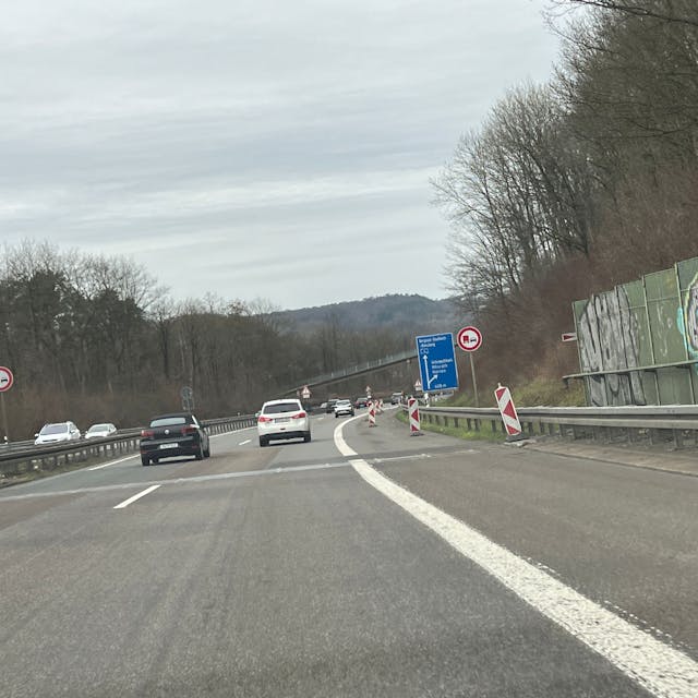 Die A4 in Fahrtrichtung Köln kurz vor Untereschbach.