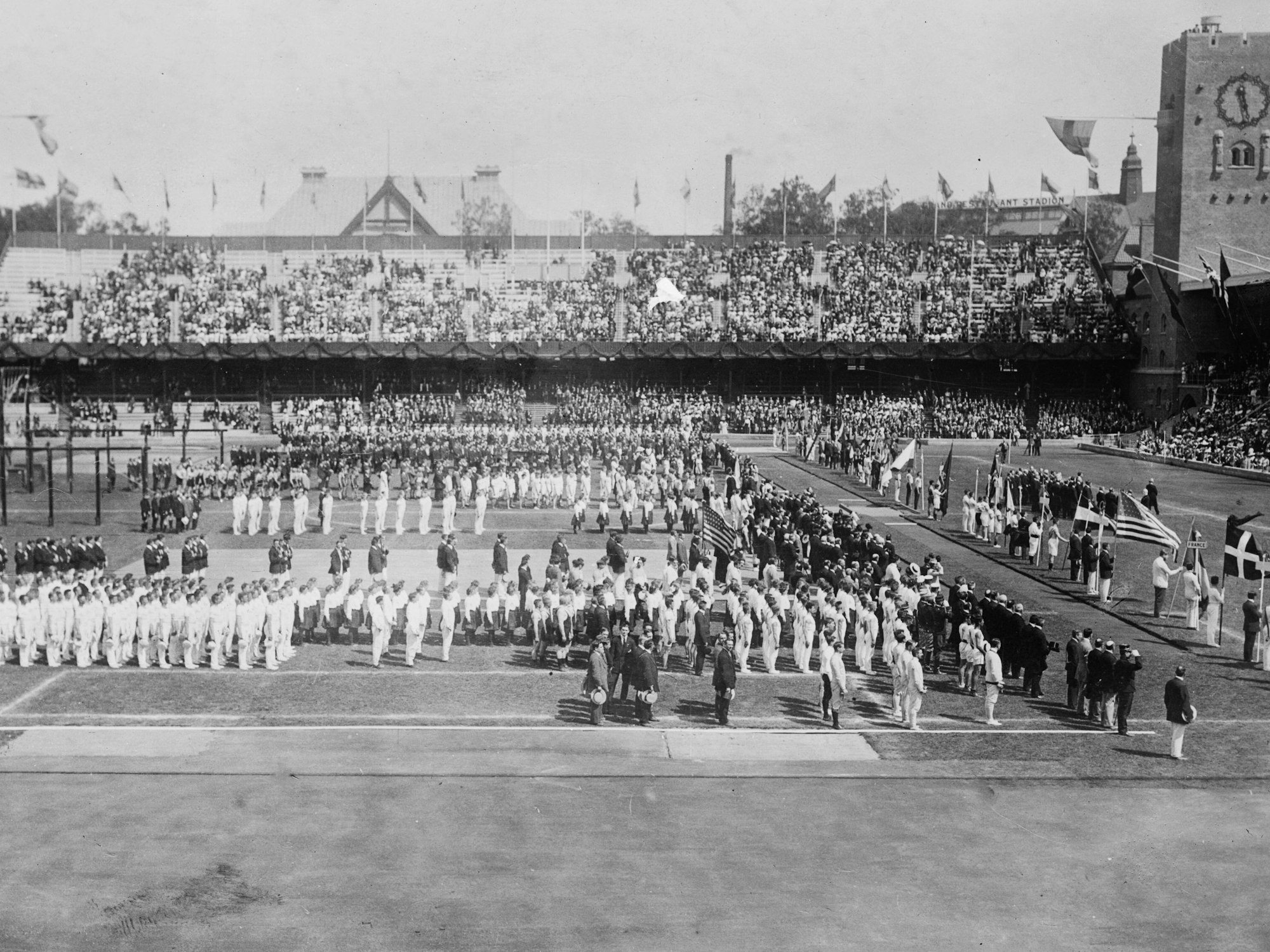 Eröffnungszeremonie im Olympiastadion in Stockholm 1912