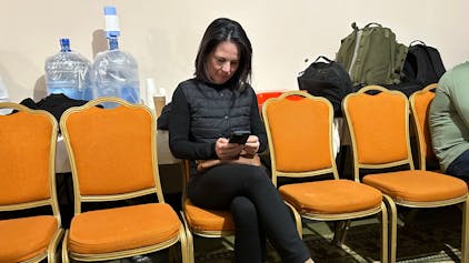 Außenministerin Annalena Baerbock hat bei ihrem Besuch im südukrainischen Odessa nach einem Luftalarm einen Schutzraum aufsuchen müssen.