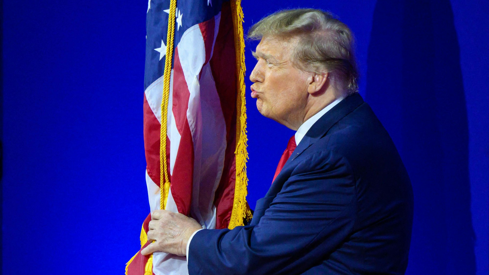 Donald Trump am Rande der CPAC-Konferenz in Washington D.C.