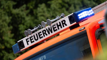 Bei einem Brand im Mönchengladbacher Krankenhaus wurden zwei Menschen schwer verletzt (Symbolbild).