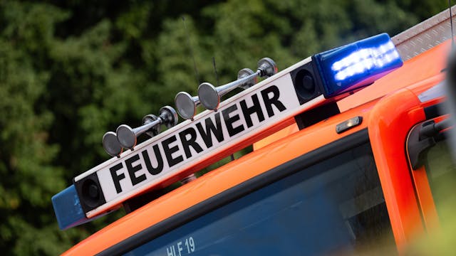Bei einem Brand im Mönchengladbacher Krankenhaus wurden zwei Menschen schwer verletzt (Symbolbild).