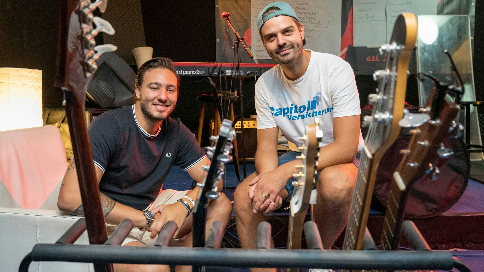 Kai Mathias und Pedro Schädel im Studio ihrer Band Lupo.