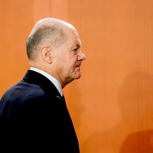 Bundeskanzler Olaf Scholz (SPD) steht nach seiner Ablehnung einer Lieferung von Taurus-Marschflugkörpern an die Ukraine in der Kritik. (Archivbild)
