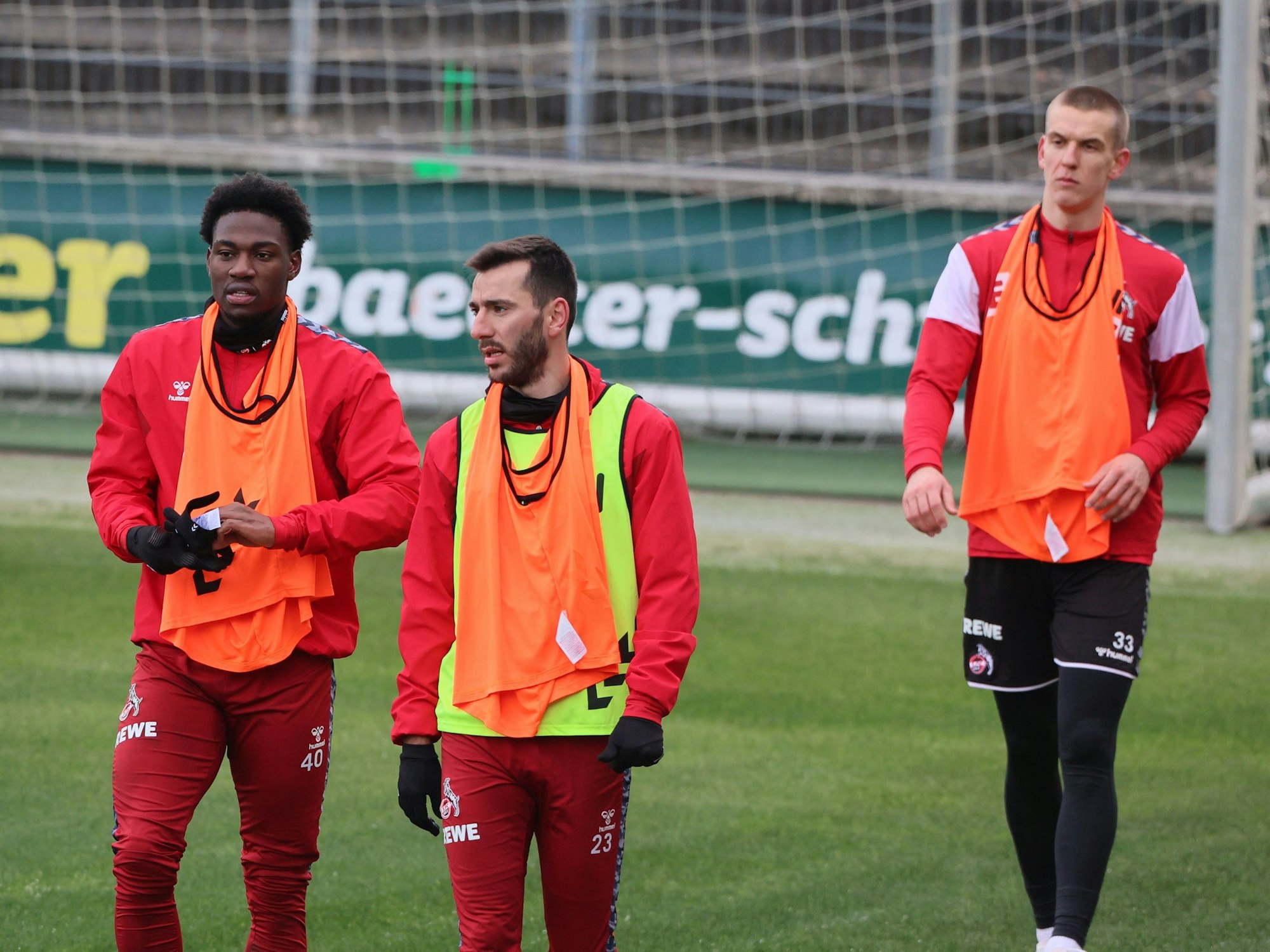 Faride Alidou, Sargis Adamyan und Florian Dietz im Training des 1. FC Köln
