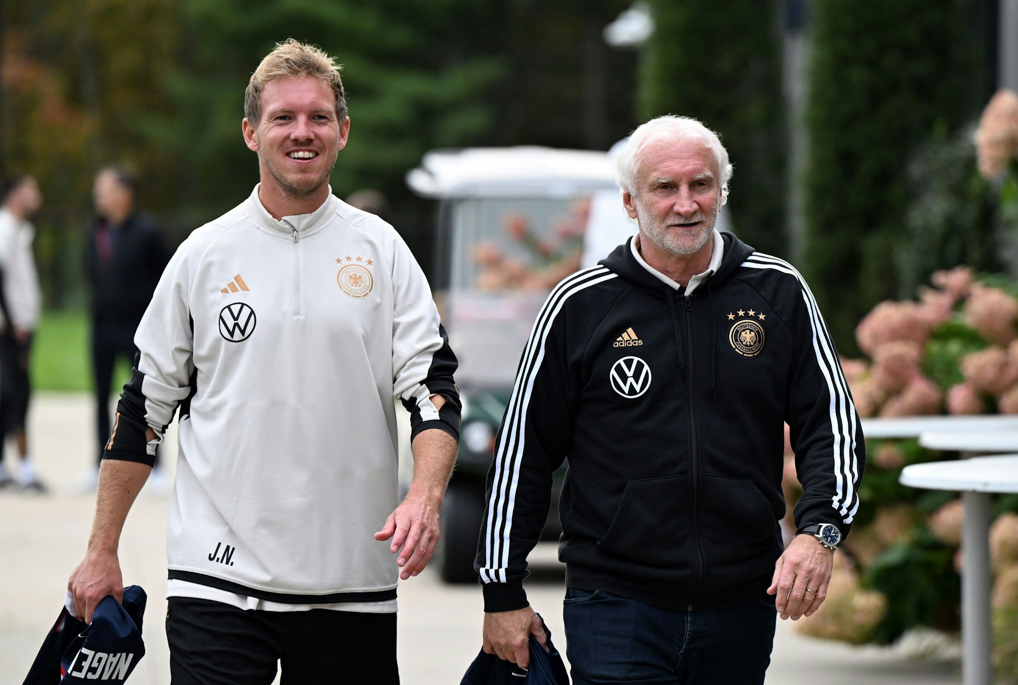 Julian Nagelsmann und Rudi Völler nach dem Training.