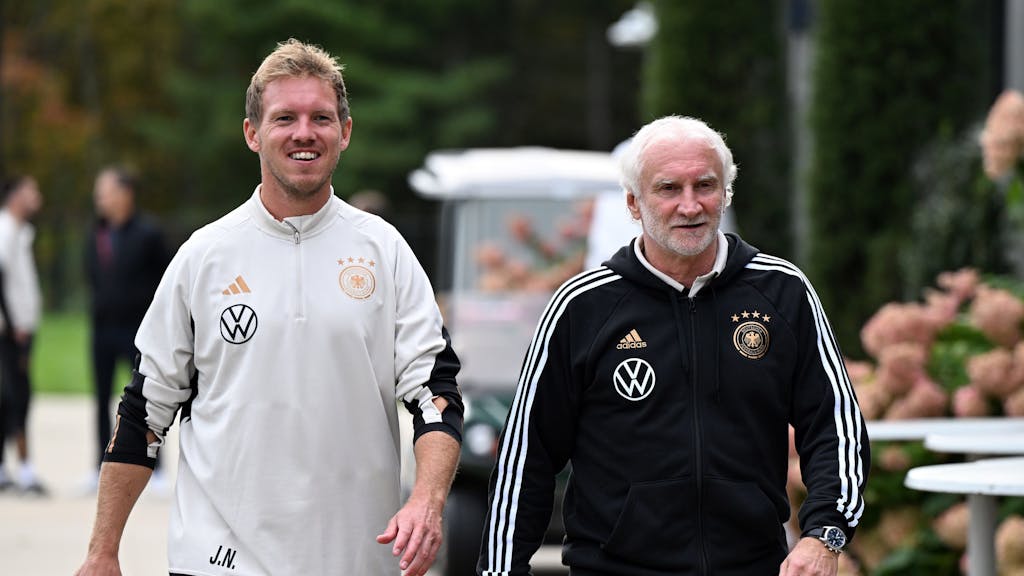 &nbsp;Julian Nagelsmann und Rudi Völler nach dem Training.