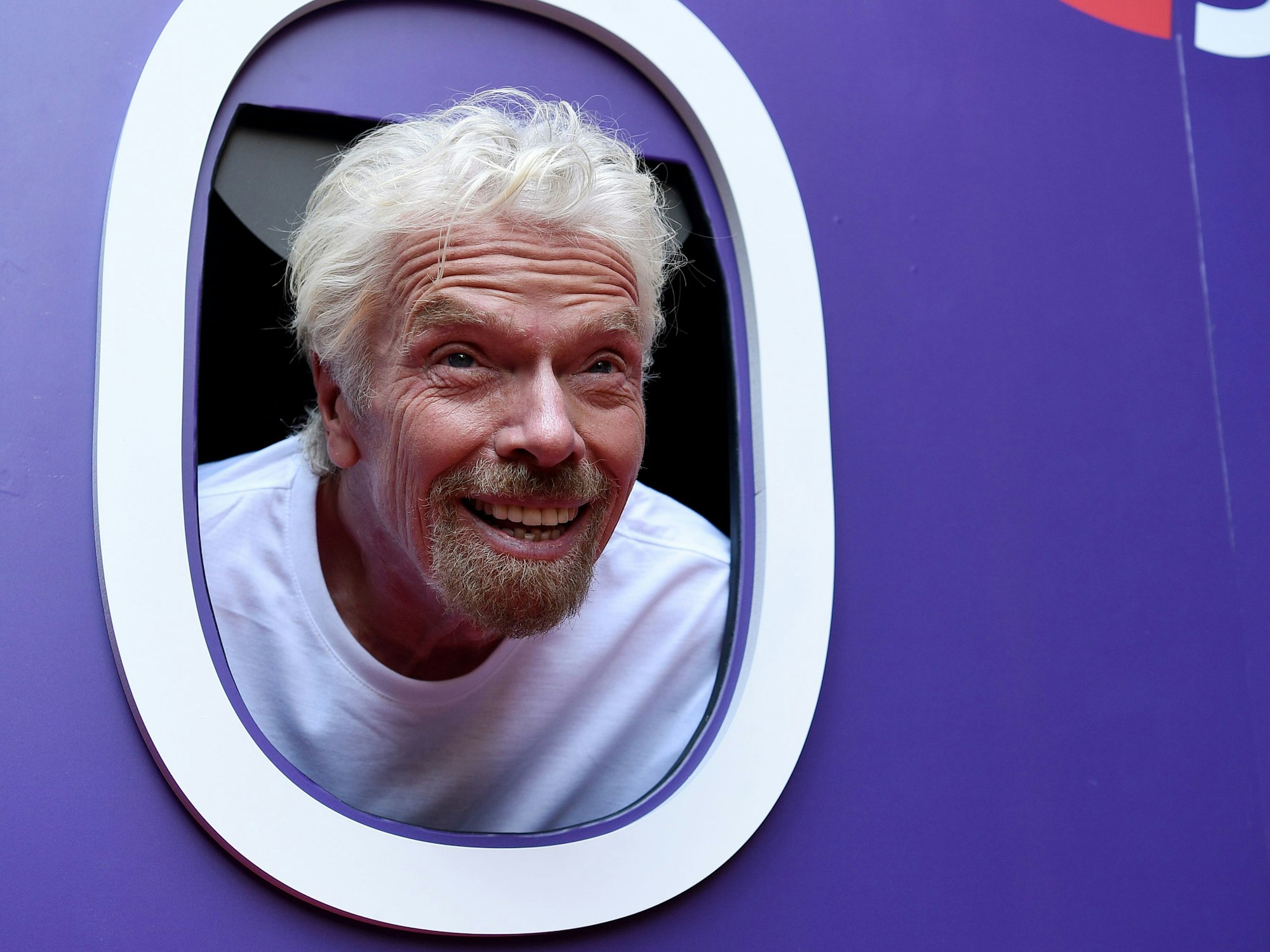 Der britische Geschäftsmann Sir Richard Branson bei der Vorstellung einer Partnerschaft zwischen Virgin Australia und der Branson Kreuzfahrtlinie Virgin Voyages, hier im November 2019 in Sydney.