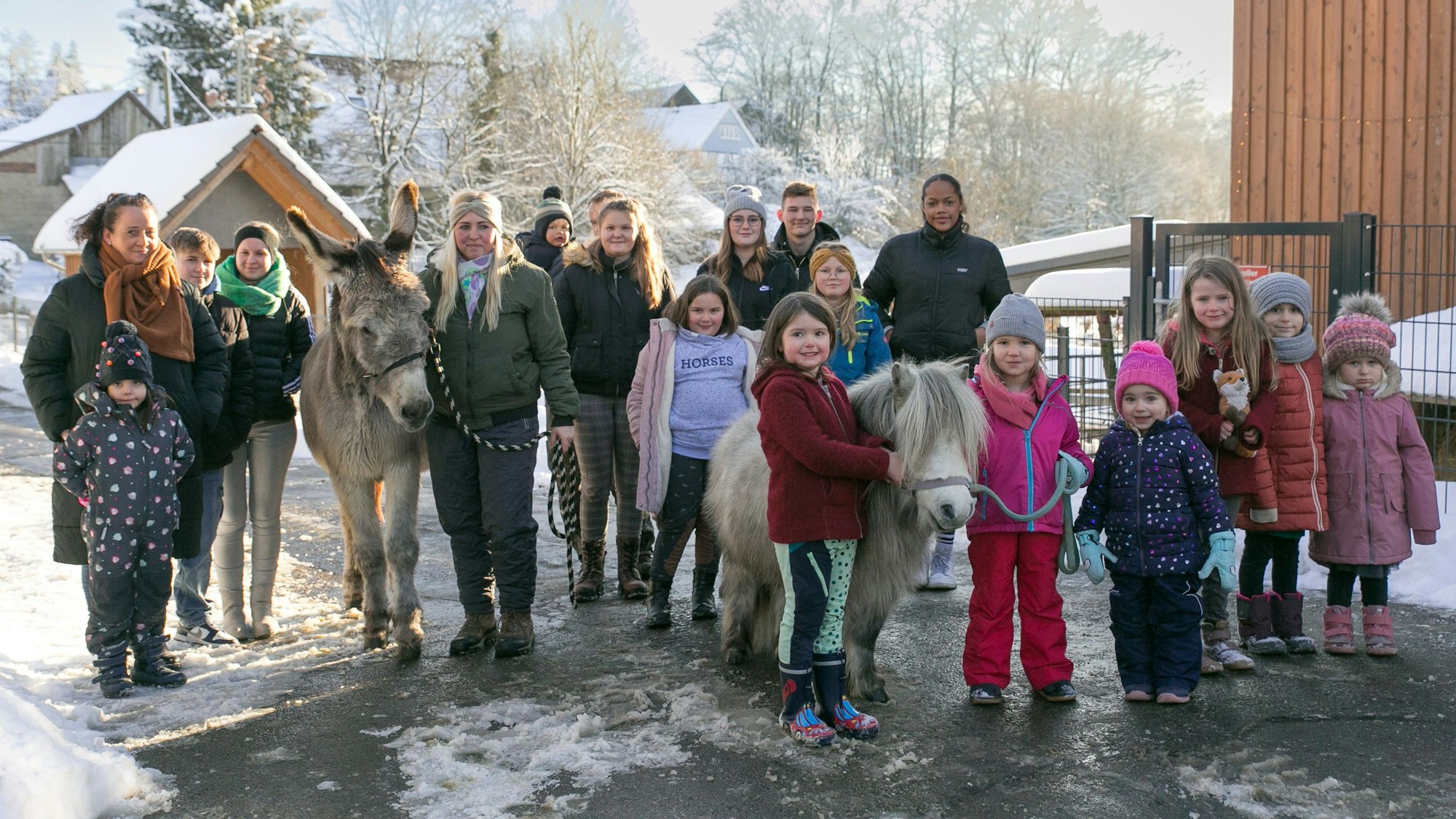 Wandern mit Ponys: Viele Besucher hat der Hof von Mandy Kraus.