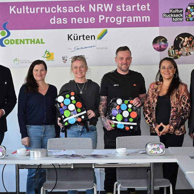 Vorstellung der Angebote des Kulturrucksacks NRW: Robert Lennerts, Tanja Tsakiroglou, Angelique Frowein, Michael Ansel, Kim Morales, Willi Heider.