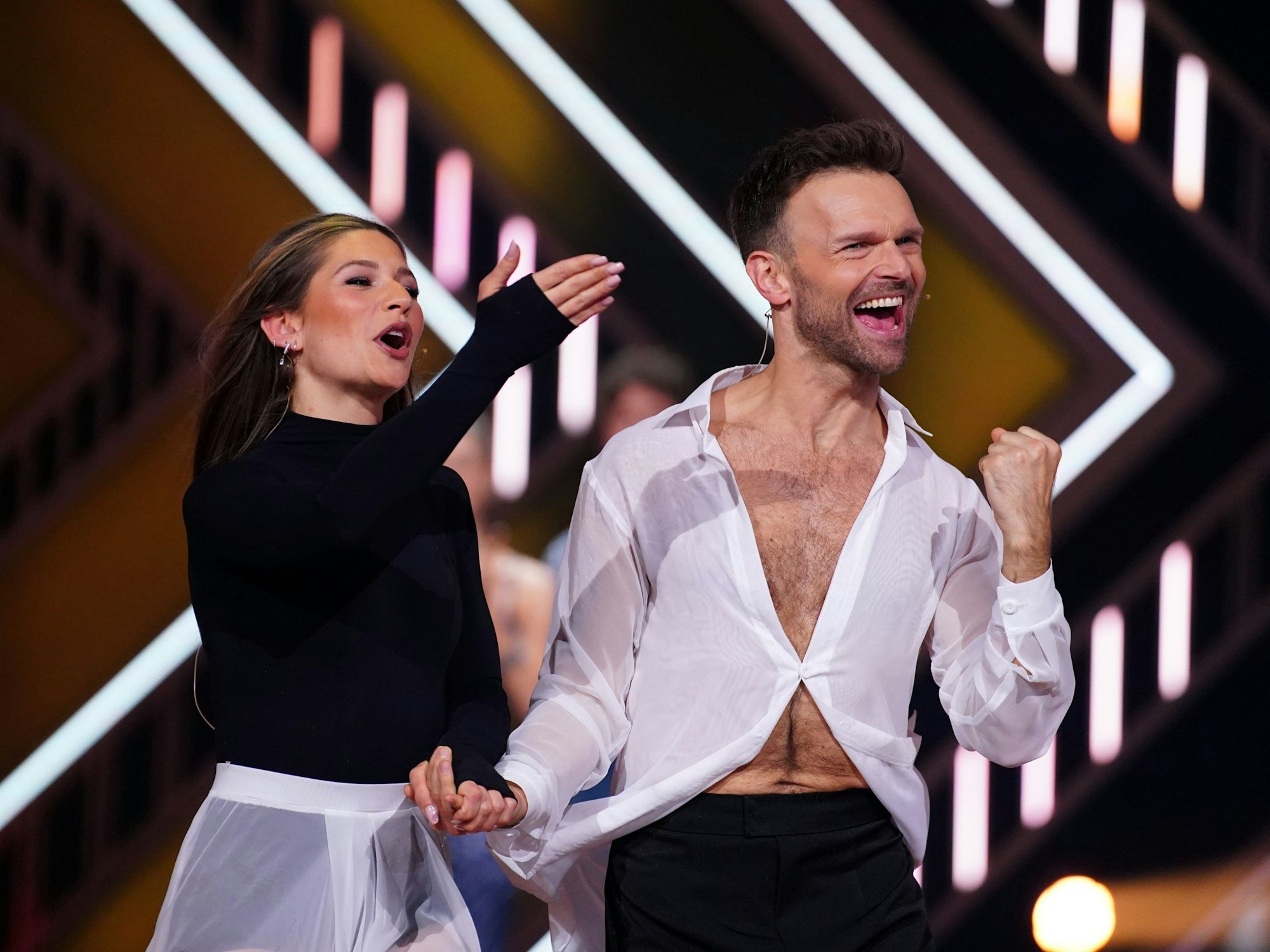 Jana Wosnitza und Vadim Garbuzov hatten die schwere Aufgabe, den ersten Contemporary des Tanzjahres 2024 zu zeigen.