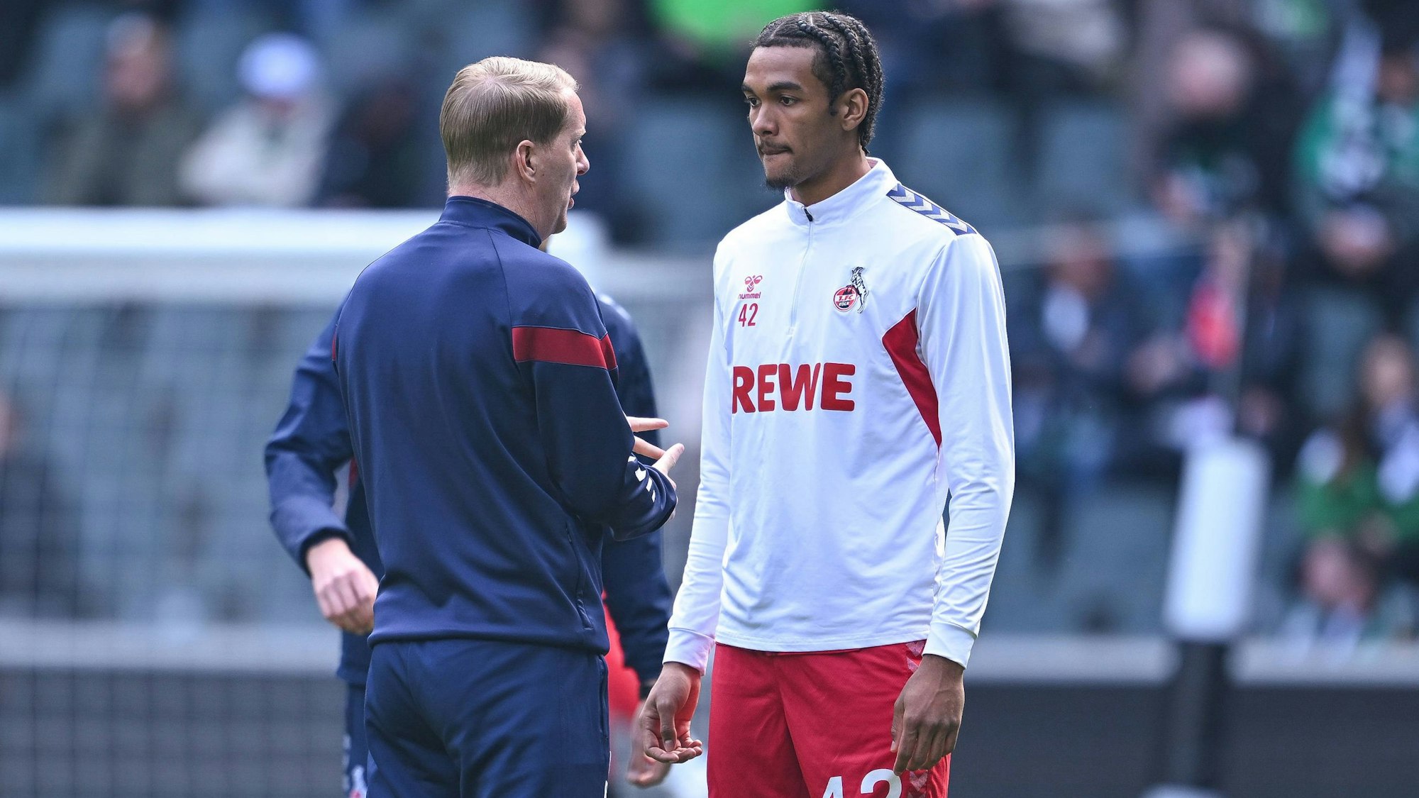 Damion Downs erzielte beim 3:3 im Derby in Mönchengladbach sein erstes Bundesligator für den 1. FC Köln; Trainer Timo Schultz hat Pläne mit dem Nachwuchsspieler.